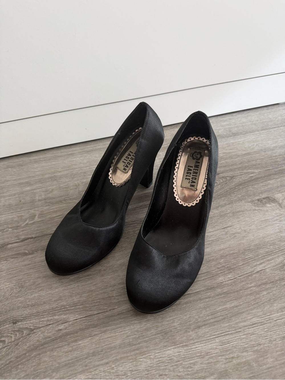 American Eagle Outfitters Black Satin Round-Toe Block Heels
